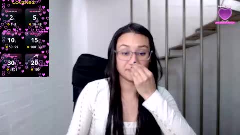 Snapshot of beckdymon chatting on October 8, 7:00 pm Daniela online show from October 8, 7:00 pm