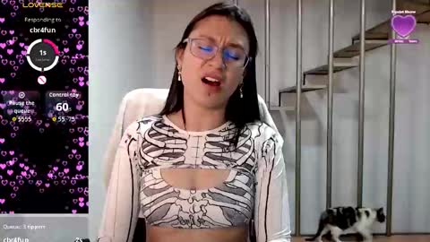 Snapshot of beckdymon chatting on October 22, 12:55 am Daniela online show from October 22, 12:55 am