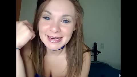 Snapshot of becky2994 chatting on October 25, 5:59 am BECKY BOO  online show from October 25, 5:59 am