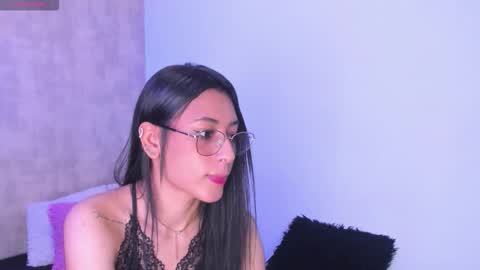 becky__g online show from October 19, 5:30 am