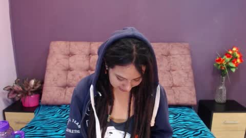 Snapshot of becky__huston chatting on November 7, 12:27 pm Becky online show from November 7, 12:27 pm