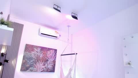 Victoria  online show from April 7, 11:10 am