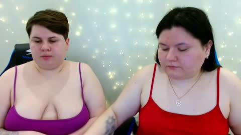 BeckyAndEllen online show from April 23, 10:03 am