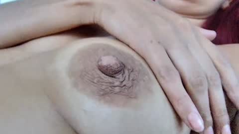 Snapshot of beckyangel1 chatting on January 6, 9:32 pm instagram becky angel1 online show from January 6, 9:32 pm