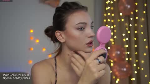 Melissa online show from December 18, 11:16 am