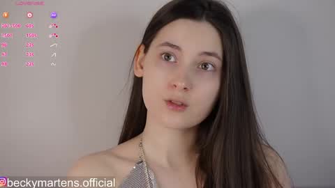 BeckyMartens come join me on    while im offline here  online show from April 19, 2:33 am