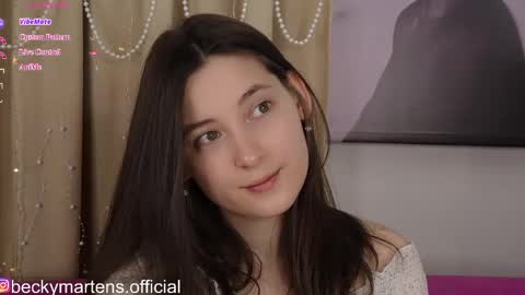 BeckyMartens come join me on    while im offline here  online show from April 29, 2:37 am