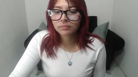 beckysexyhot69 online show from June 25, 2:32 pm