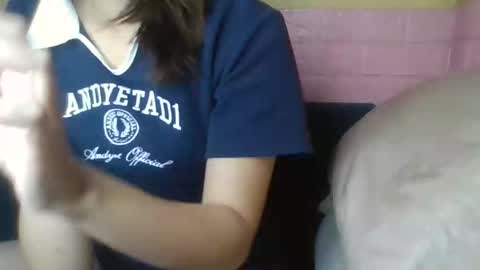 Snapshot of beebaby_xx chatting on October 18, 4:52 pm beebaby_xx online show from October 18, 4:52 pm