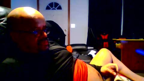 BEEF69DOG online show from April 19, 2:55 am