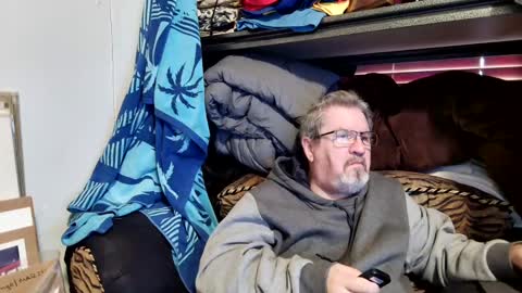 David online show from December 6, 6:06 pm