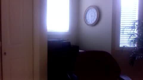 Snapshot of beefynbc2 chatting on November 15, 11:21 pm Beefy online show from November 15, 11:21 pm