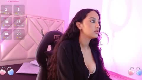 Snapshot of beella_tay1 chatting on September 14, 3:05 am BELLA online show from September 14, 3:05 am