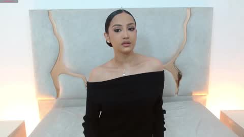 Snapshot of beella_tay1 chatting on October 7, 2:36 pm BELLA online show from October 7, 2:36 pm