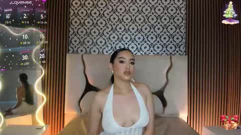 Snapshot of beella_tay1 chatting on December 4, 12:25 pm BELLA online show from December 4, 12:25 pm