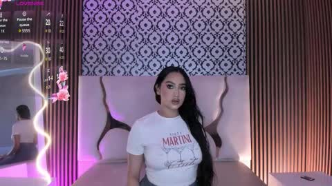 Snapshot of beella_tay1 chatting on December 18, 12:33 pm BELLA online show from December 18, 12:33 pm