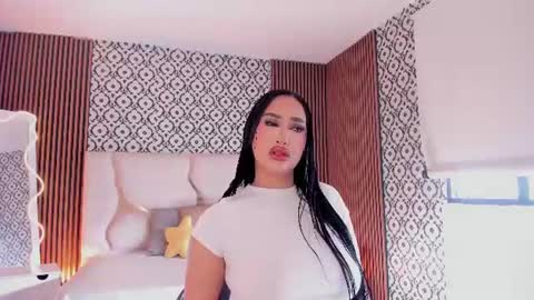 Snapshot of beella_tay1 chatting on July 15, 12:54 pm BELLA online show from July 15, 12:54 pm