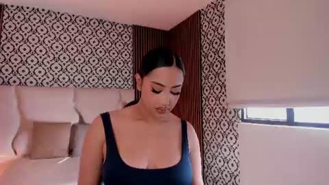 Snapshot of beella_tay1 chatting on July 28, 12:48 pm BELLA online show from July 28, 12:48 pm