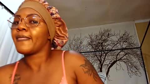 beencee2 online show from December 29, 3:33 am