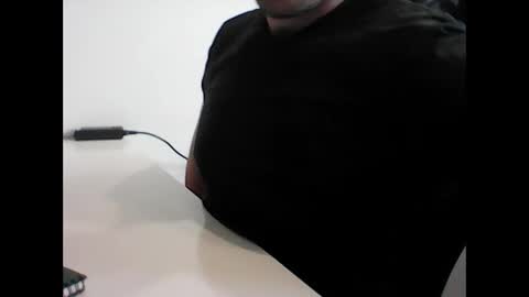 beenee3 online show from March 11, 6:19 am