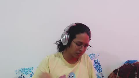 Snapshot of beentage chatting on March 10, 6:01 pm Alex online show from March 10, 6:01 pm