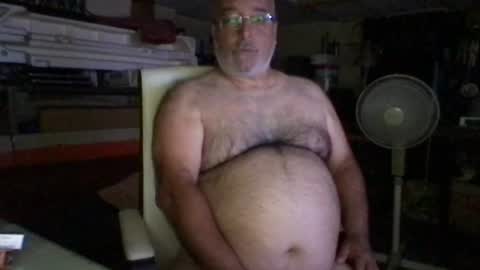 Snapshot of beers19 chatting on July 5, 1:51 pm beers19 online show from July 5, 1:51 pm