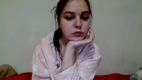 Snapshot of behappy4self chatting on December 27, 6:24 am fuckharddadyback online show from December 27, 6:24 am