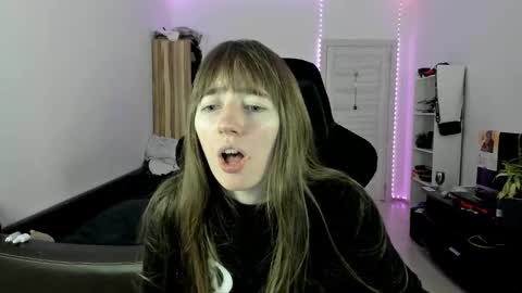 bekka online show from November 18, 5:28 pm