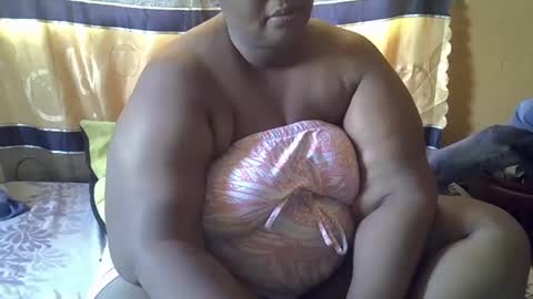 Snapshot of bekky_darling chatting on March 5, 8:54 am bekky_darling online show from March 5, 8:54 am