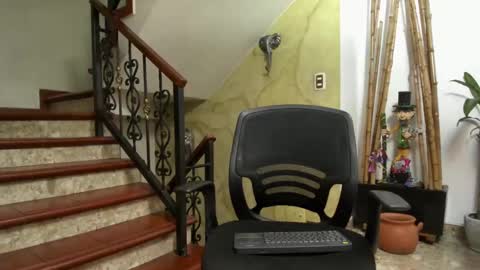 Snapshot of belamiramil chatting on December 3, 11:46 pm independent model online show from December 3, 11:46 pm