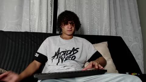 Snapshot of belamiramil chatting on February 2, 12:09 am independent model online show from February 2, 12:09 am