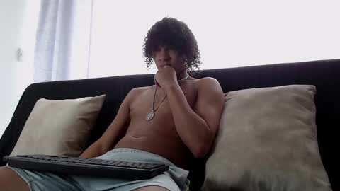 Snapshot of belamiramil chatting on February 2, 6:31 pm independent model online show from February 2, 6:31 pm