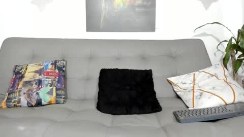 Snapshot of belamiramil chatting on March 4, 4:52 pm independent model online show from March 4, 4:52 pm