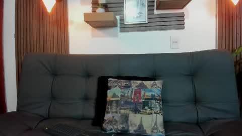 Snapshot of belamiramil chatting on October 3, 2:52 am independent model online show from October 3, 2:52 am