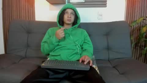 Snapshot of belamiramil chatting on October 4, 7:50 am independent model online show from October 4, 7:50 am