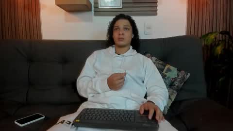 Snapshot of belamiramil chatting on October 10, 2:49 pm independent model online show from October 10, 2:49 pm