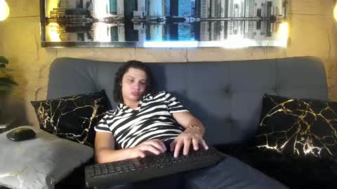 Snapshot of belamiramil chatting on May 16, 10:36 am independent model online show from May 16, 10:36 am