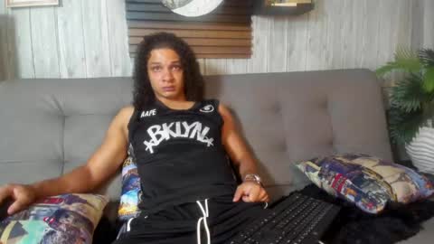 Snapshot of belamiramil chatting on May 26, 7:10 pm independent model online show from May 26, 7:10 pm