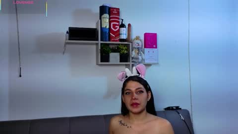 bela online show from November 19, 4:40 pm