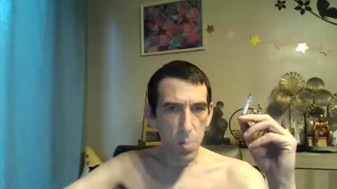Snapshot of belgianboy33 chatting on October 21, 6:47 am Dreamcock online show from October 21, 6:47 am