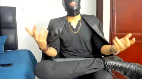 belialcrow666 online show from November 6, 7:48 pm