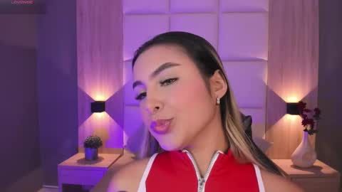 Bella cam online show from September 9, 8:52 pm