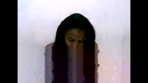 Snapshot of bella193999 chatting on February 16, 2:43 pm bella193999 online show from February 16, 2:43 pm