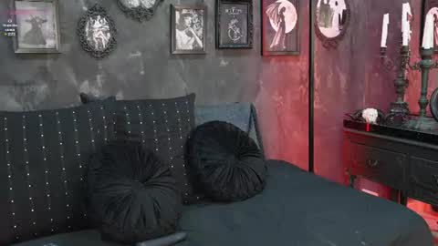 Snapshot of bella__doll_ chatting on July 18, 5:44 am BELLA online show from July 18, 5:44 am