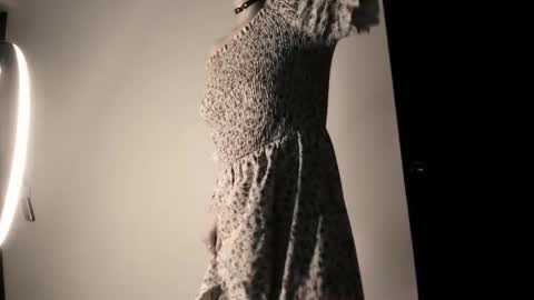 Snapshot of bella__w chatting on October 31, 2:40 pm Zia online show from October 31, 2:40 pm