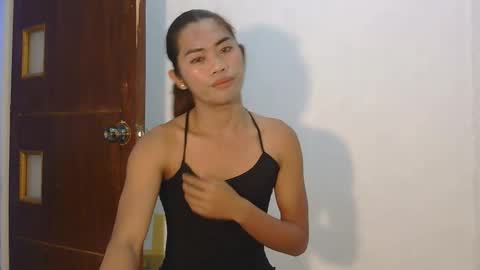 bella_bliss14 online show from November 13, 2:05 pm