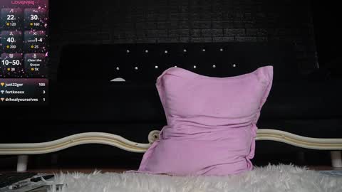 Emma  Bella online show from January 19, 11:43 pm