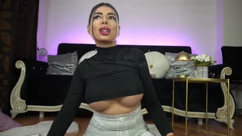 Emma  Bella online show from March 2, 9:32 pm