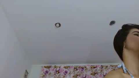 bella_gentle online show from April 15, 11:17 am