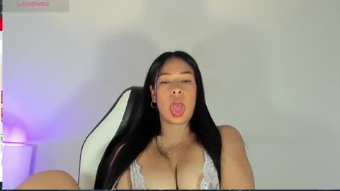 Laura online show from February 24, 6:58 pm